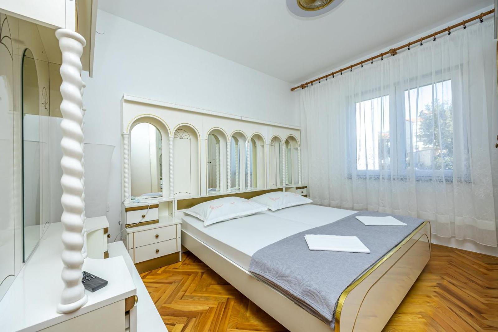Apartment Sandro Crikvenica Ngoại thất bức ảnh